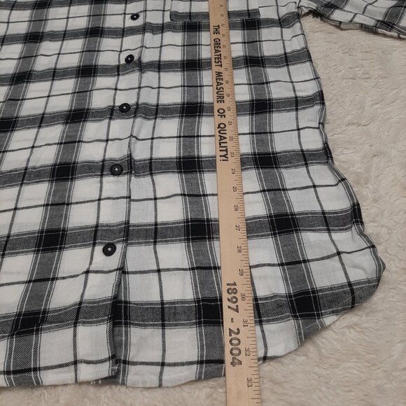 TAHARI Woman's 100% Cotton Black and White Plaid Buttons Up Flannel Dress Shirt - Picture 6 of 8